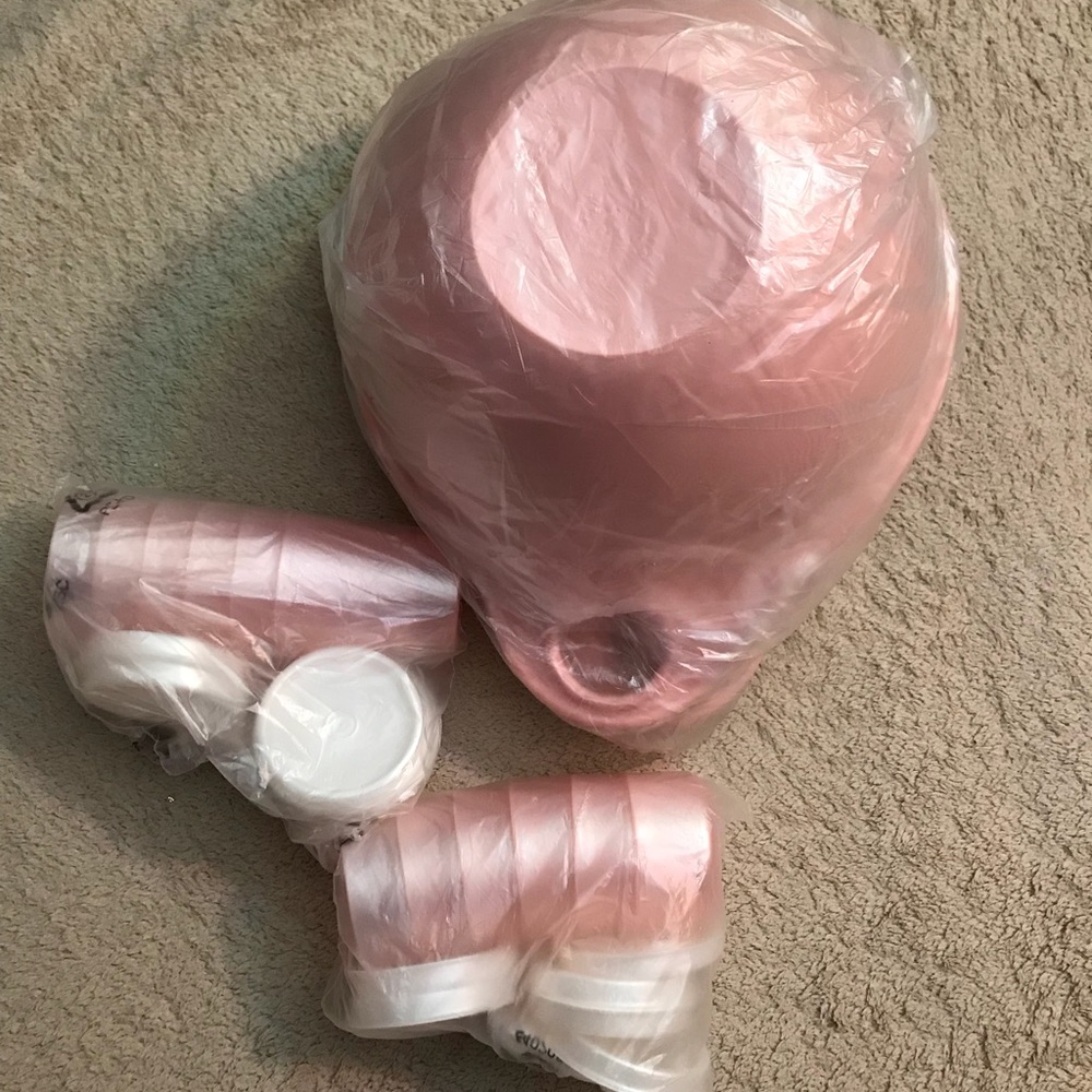 New Tupperware Set